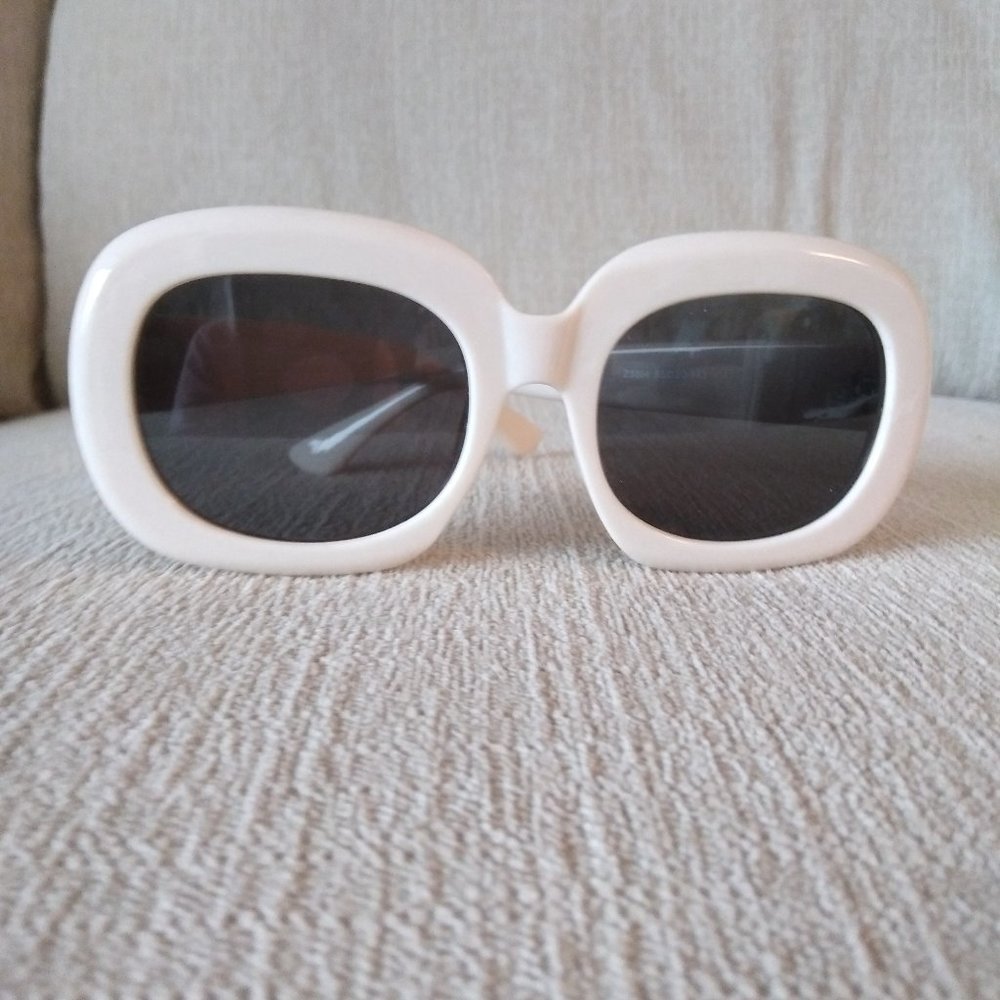 Cream Colored Oval Sunglasses NWOT